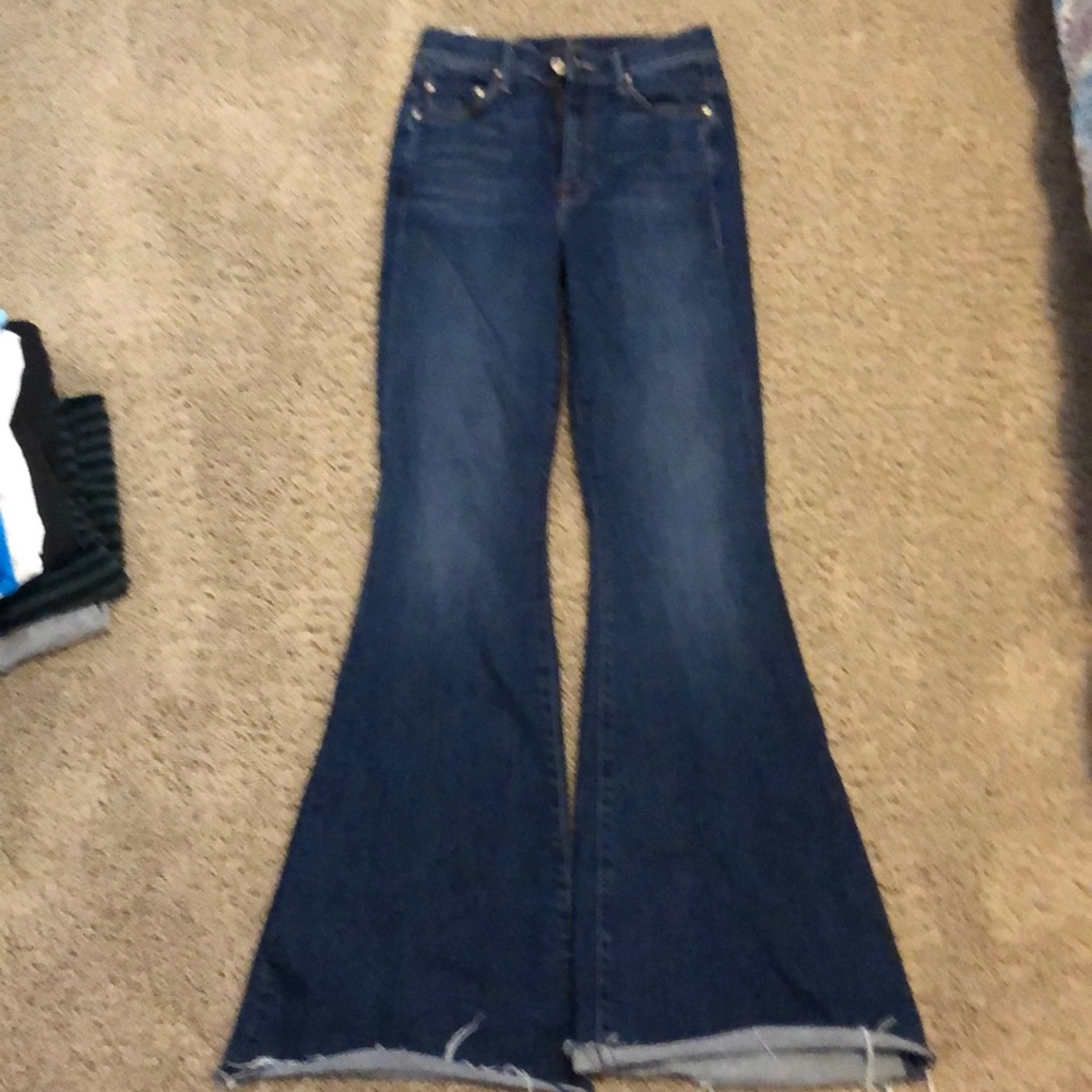 Jeans, size 24, excellent condition.